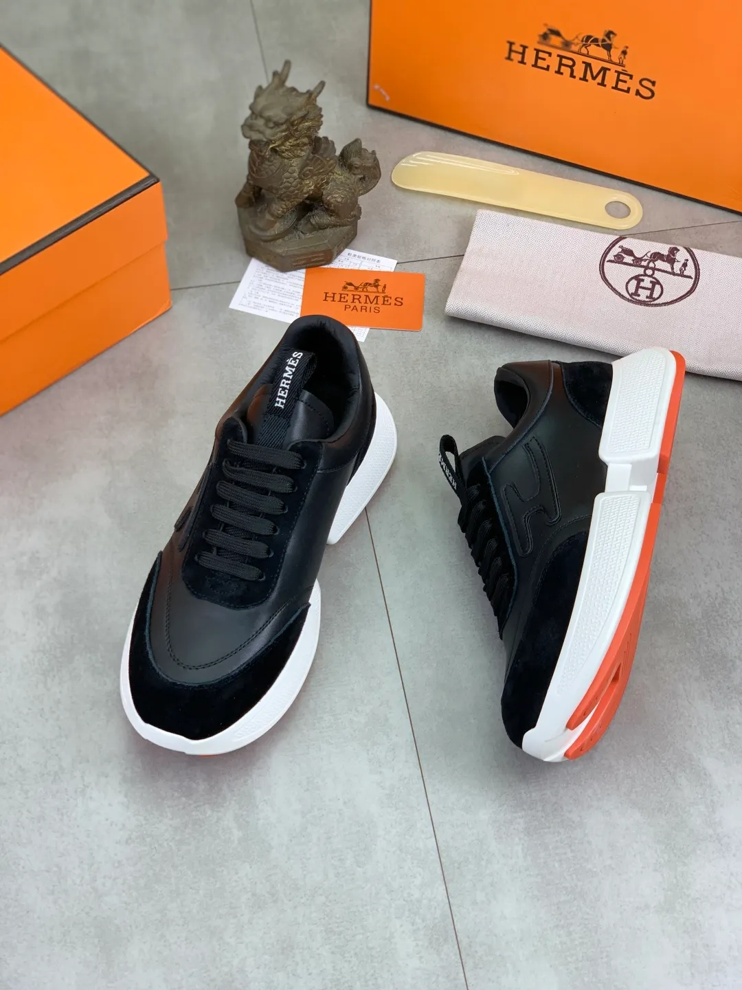 Men's shoes 💰P460 new style [HERMES] Hermès - High-end quality original order - Upper: 🔝 Napa calfskin, sewn brand 'H' totem - Inner: water-dyed cowhide - Outsole: ultra-light TPU foam; molded outsole - Ultra-high quality control·Fine workmanship: highlighted (high-end·luxury·grade) -Size: 38-44 (45 can be customized)·